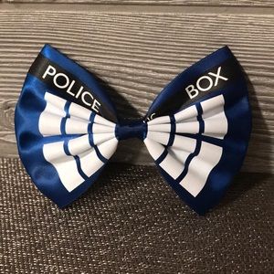 Tardis hair bow